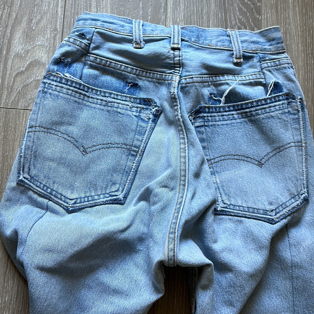 EB denim Vintage Unraveled Straight Leg in Medium Wash - Picture 6 of 6